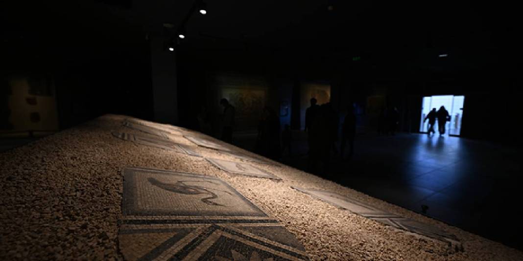 Dünyanın en büyük müzelerinden biri! Özellikle o eseri görmek için akın ediyorlar: O ilimizde turizme katkı sağlıyor 2